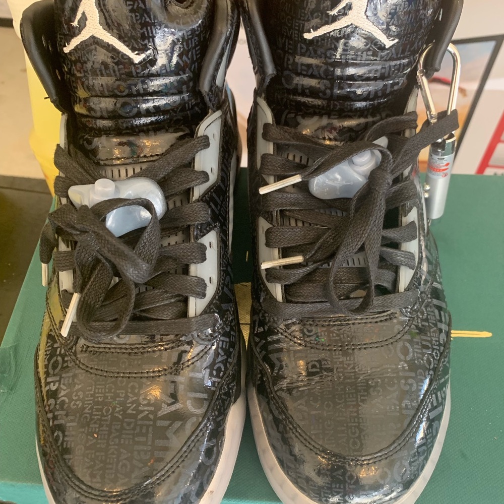 DB 5 Jordan retro size 11 no box